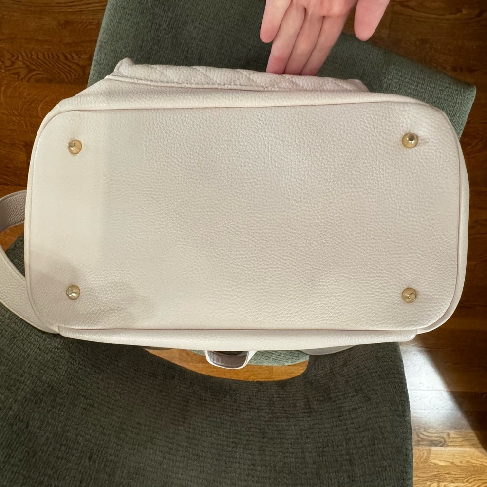 LULI BEBE MONACO DIAPER BAG IN
PASTEL PINK - Picture 10 of 13